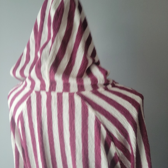 ✨️3 for $15 ✨️ Old Navy Relaxed Cali Fleece Hoodie size M - Picture 6 of 14